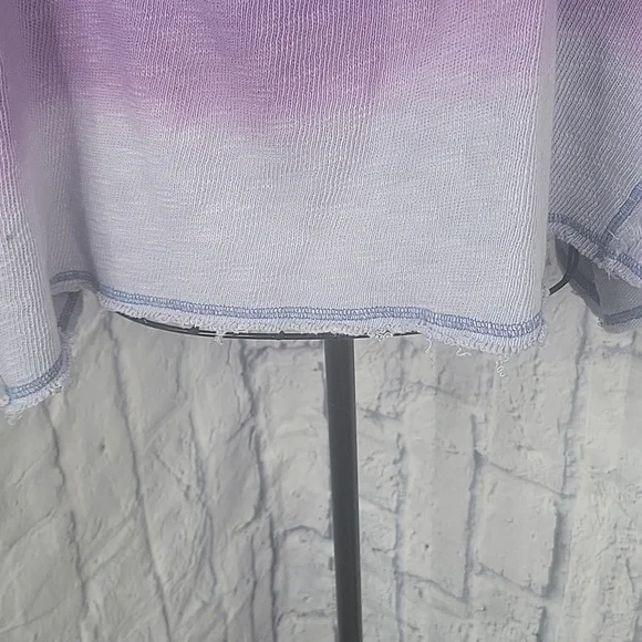 We The Free Blue and Purple Ombre Crop Top‎ - Picture 3 of 7
